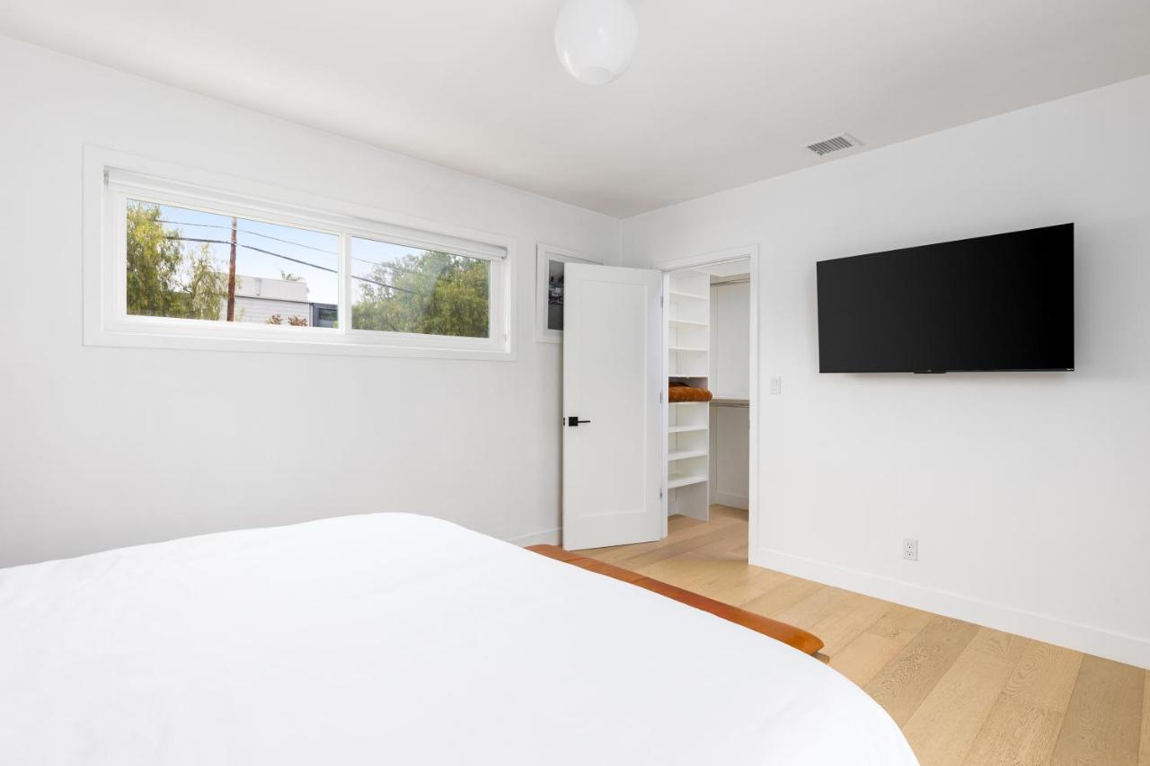 Beautiful 3 Bedroom In Mar Vista Couette-café Los Angeles